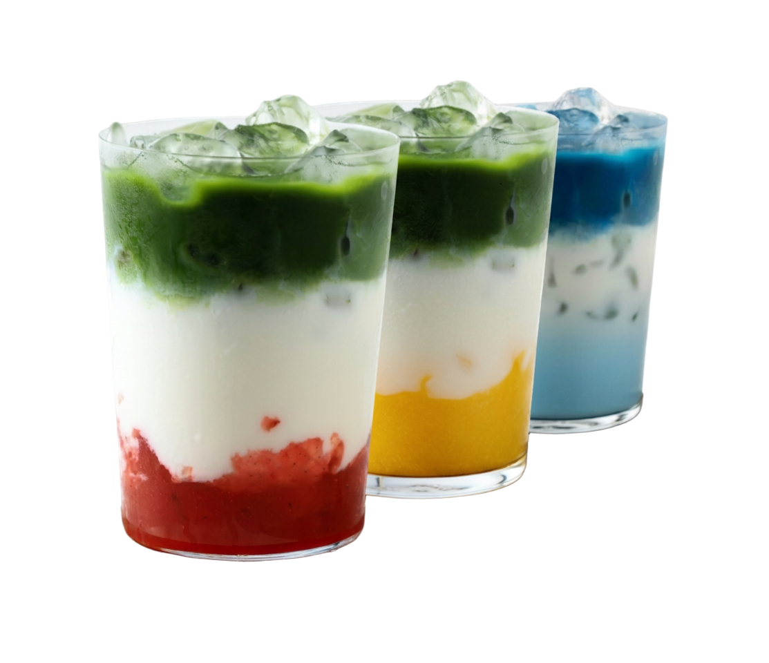 Strawberry, Mango i Blue Matcha Latte